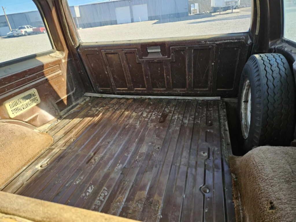 1977 Chevrolet Suburban
