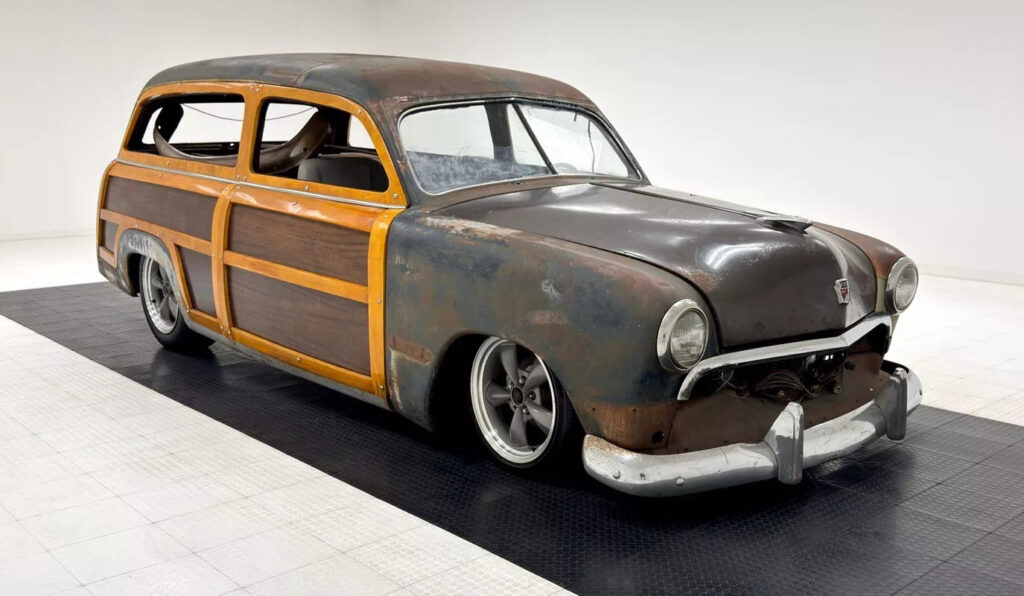 1950 Ford Deluxe Country Squire Station Wagon