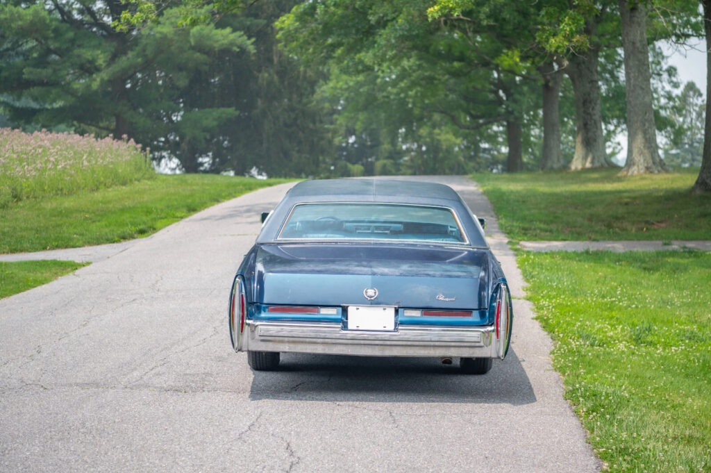 1975 Cadillac Fleetwood