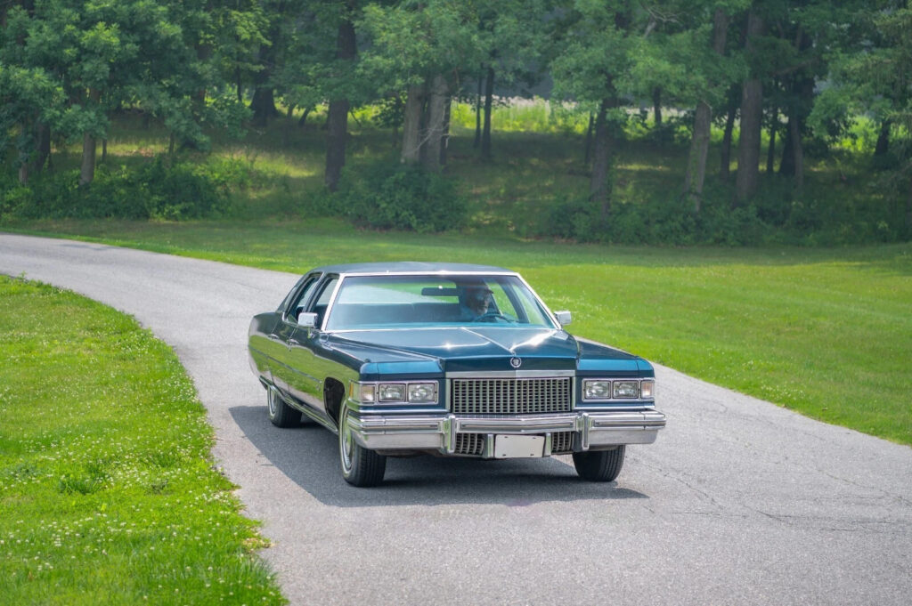 1975 Cadillac Fleetwood