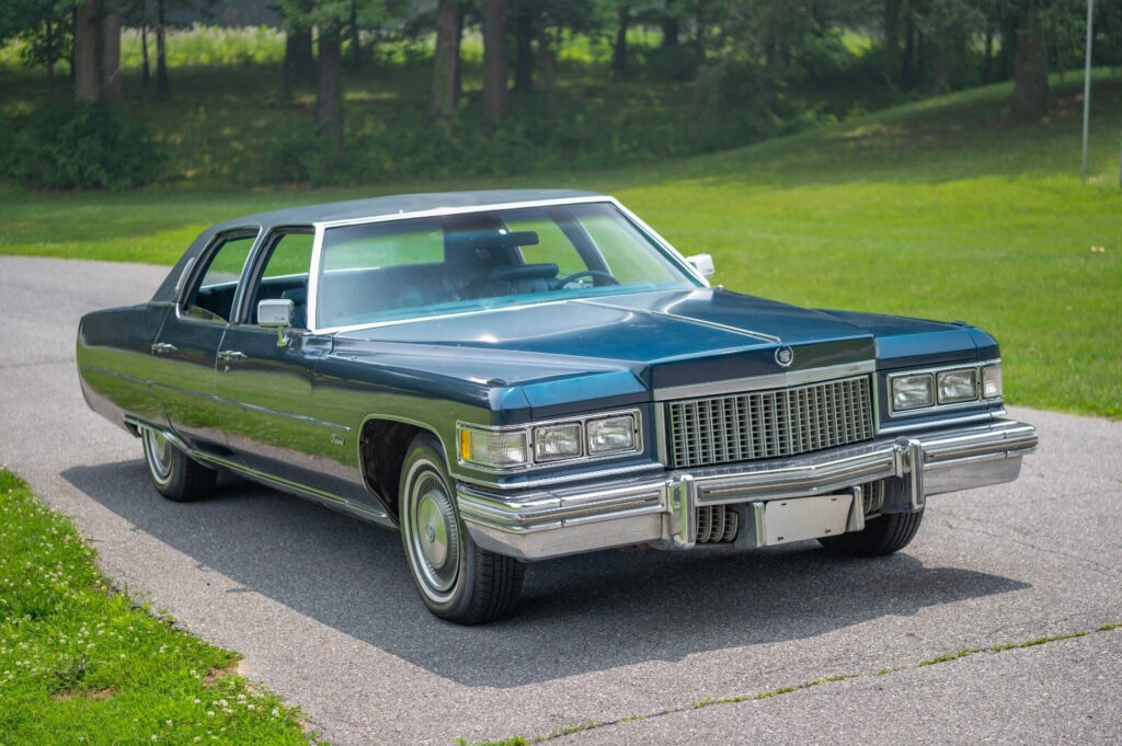 1975 Cadillac Fleetwood