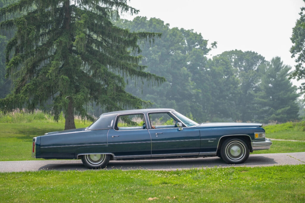 1975 Cadillac Fleetwood