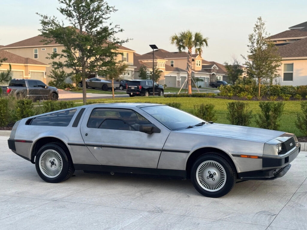 1981 Delorean DMC Gullwing Dmc-12 Delorian
