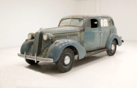 1936 Pontiac Master Series 6 Touring Sedan for sale