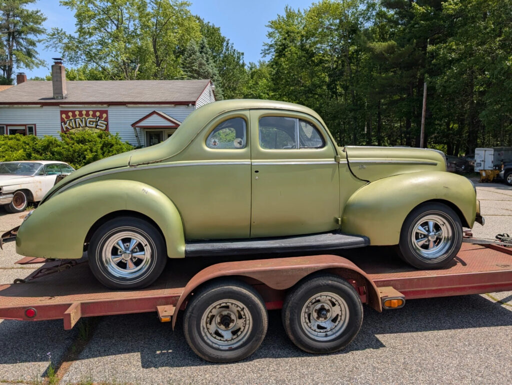 1940 Ford Standard