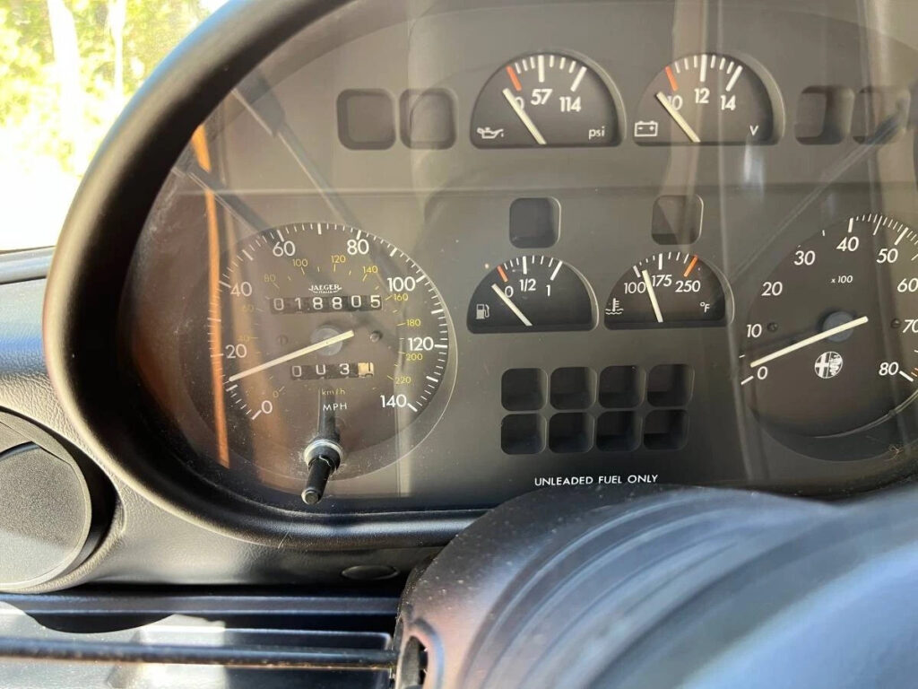 1987 Alfa Romeo Spider Graduate
