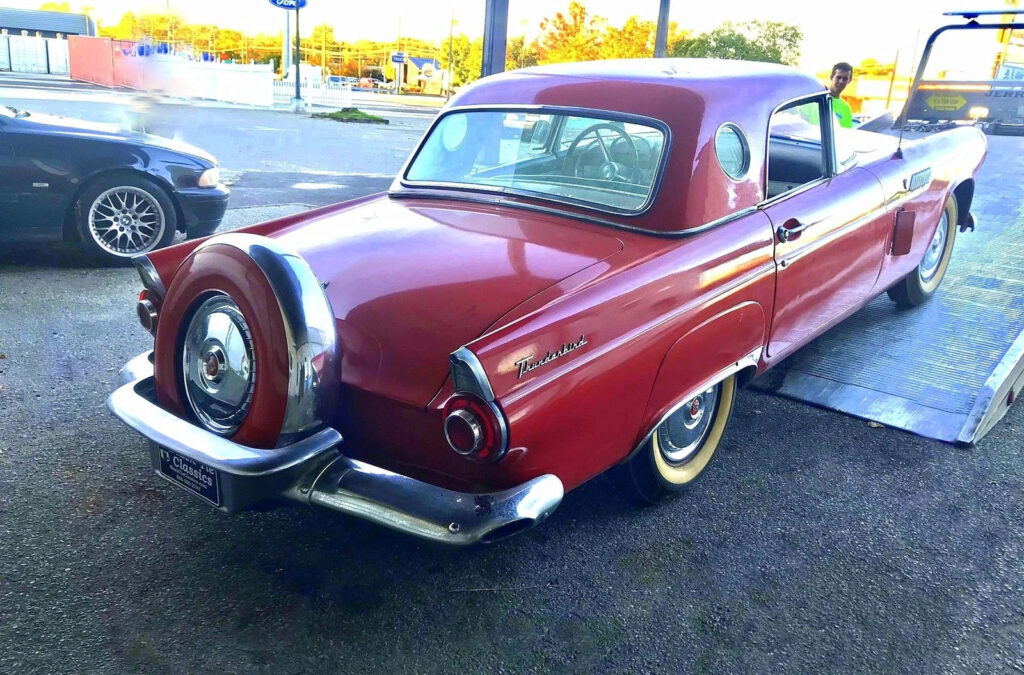 1956 Ford Thunderbird