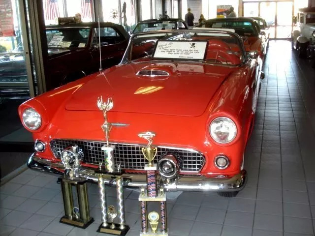 1956 Ford Thunderbird