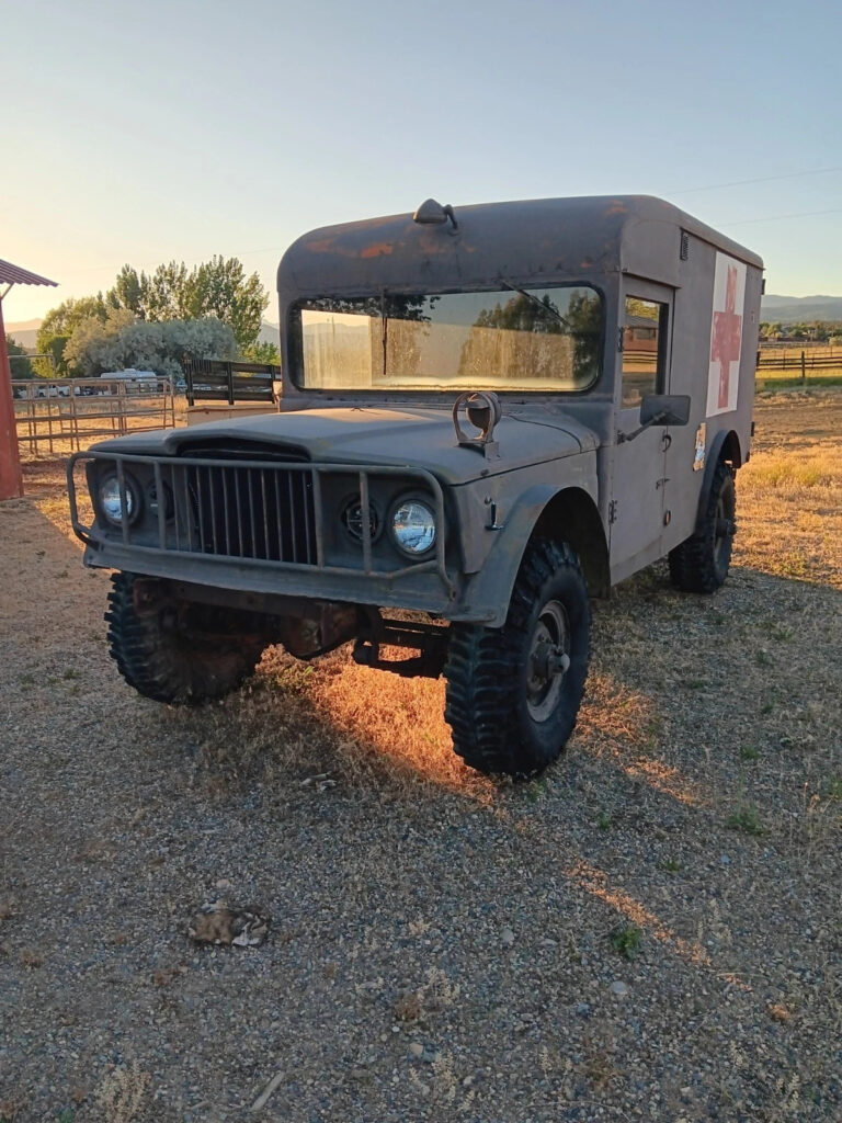 1967 M725 Military Ambulance