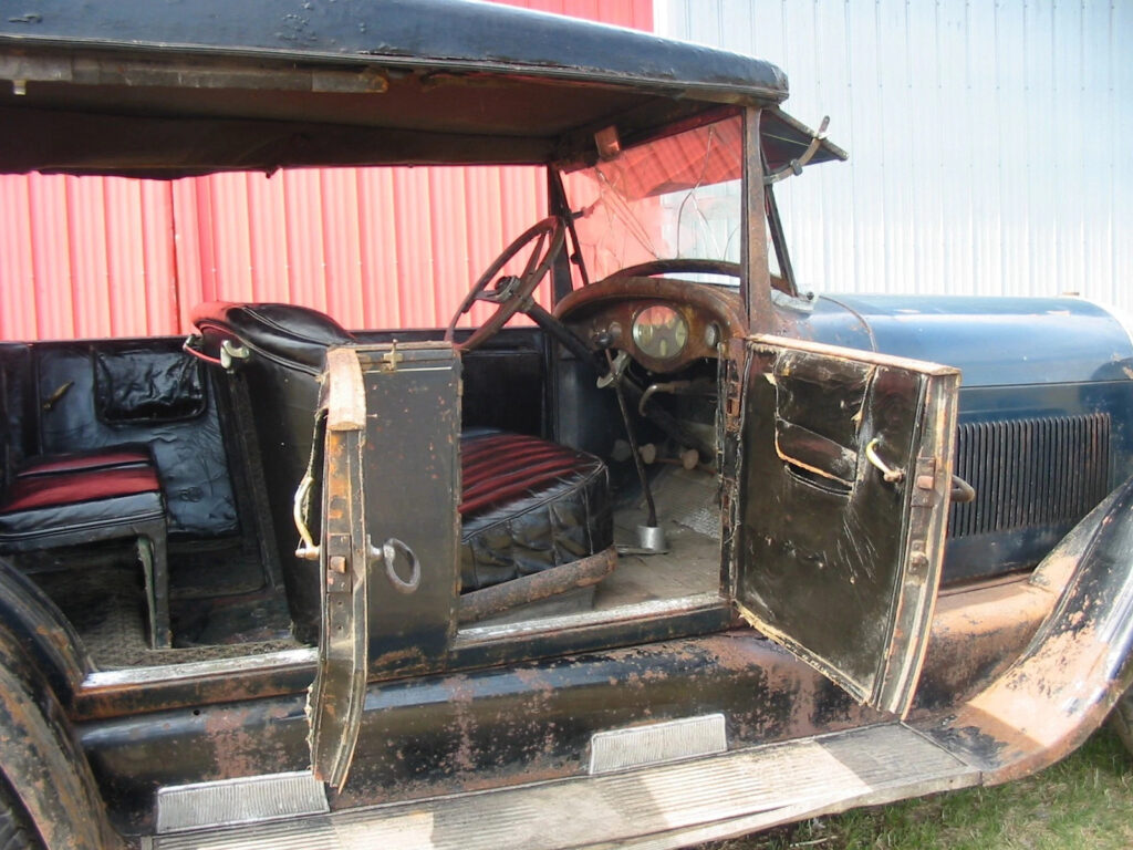 Studebaker 1925 Duplex (pheaton) Original EP BIG SIX , Barn find