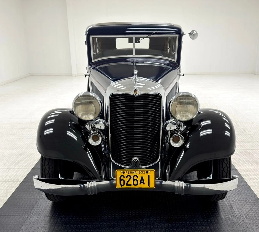 1932 Desoto 6 SA Series Deluxe Sedan