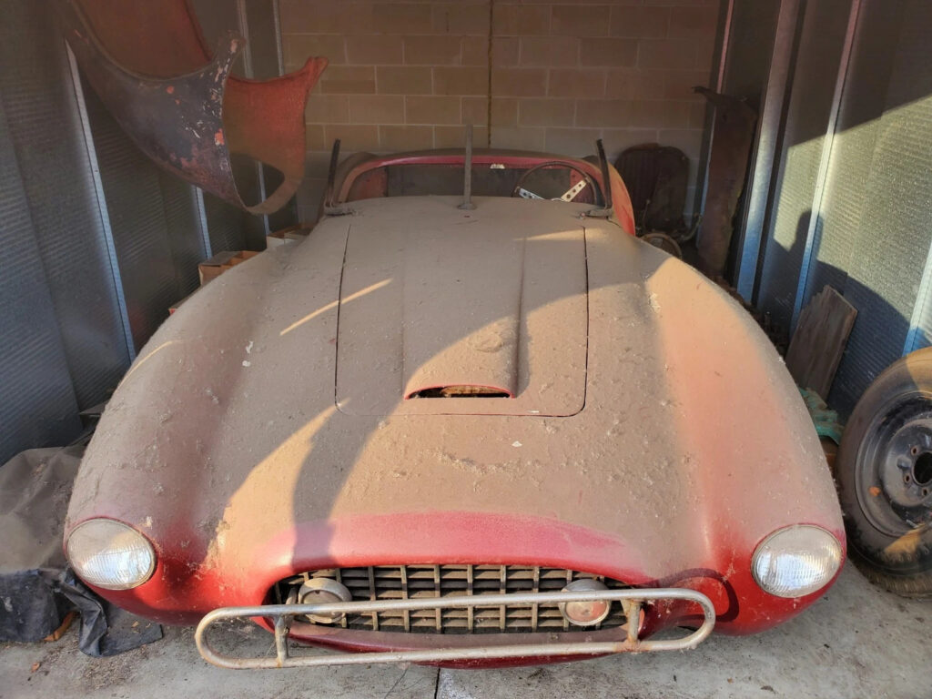1954 Victress S1A Roadster Fiberglass