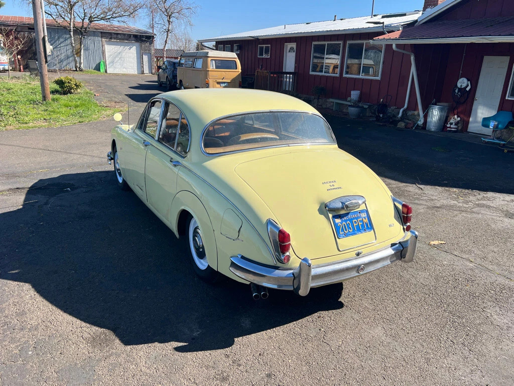 1959 Jaguar MK2 3.8