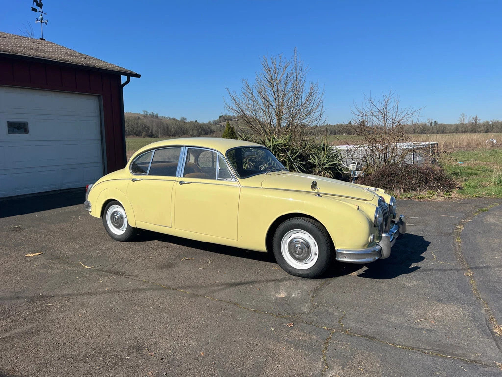 1959 Jaguar MK2 3.8
