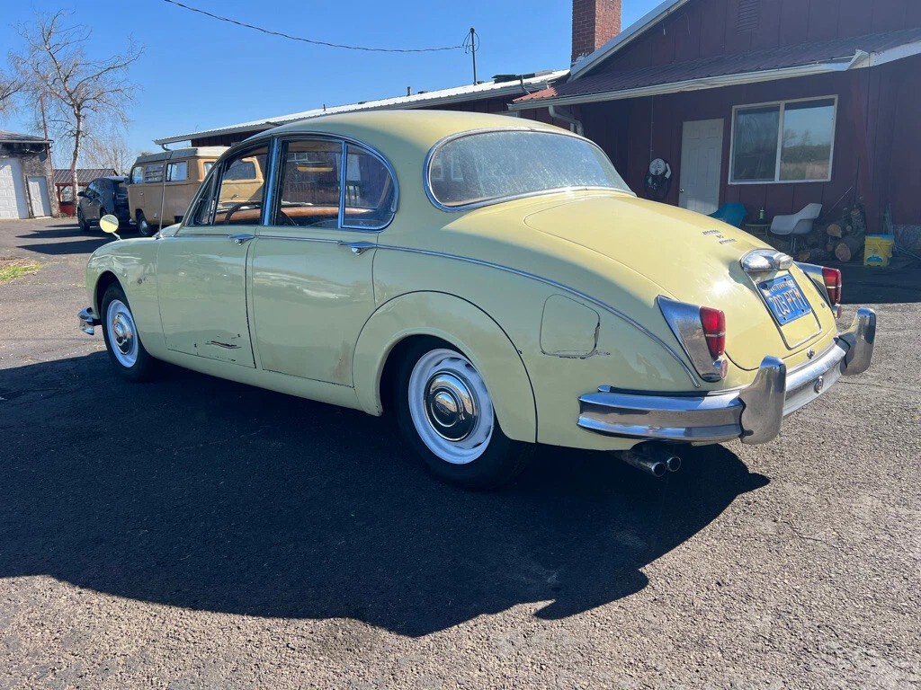 1959 Jaguar MK2 3.8