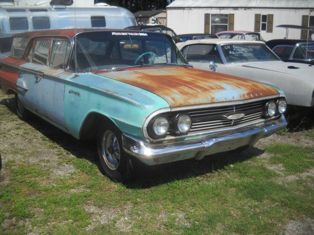 1960 Chevrolet Impala 9 Passenger Station Wagon