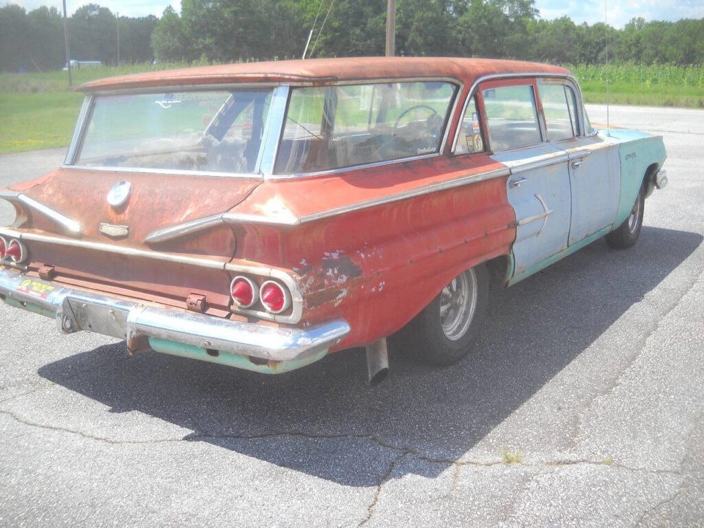 1960 Chevrolet Impala 9 Passenger Station Wagon