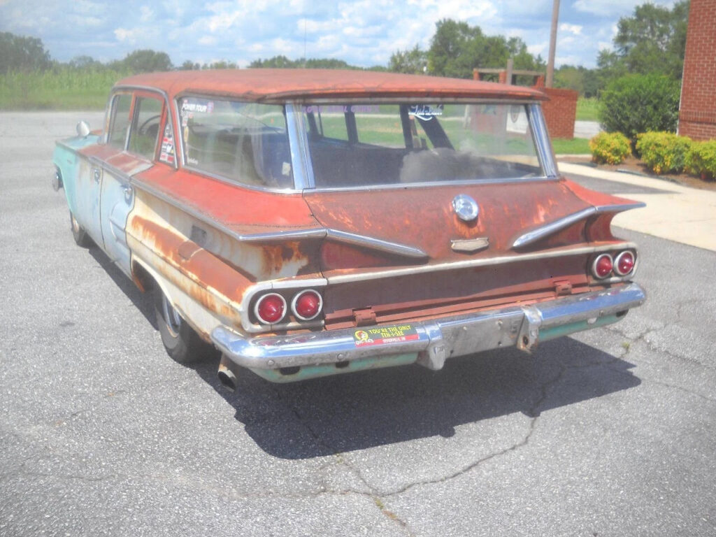 1960 Chevrolet Impala 9 Passenger Station Wagon