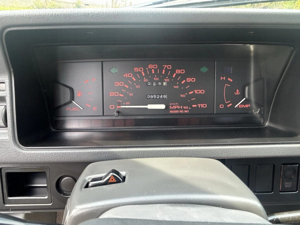 1989 Mazda B-Series Pickups CAB PLUS