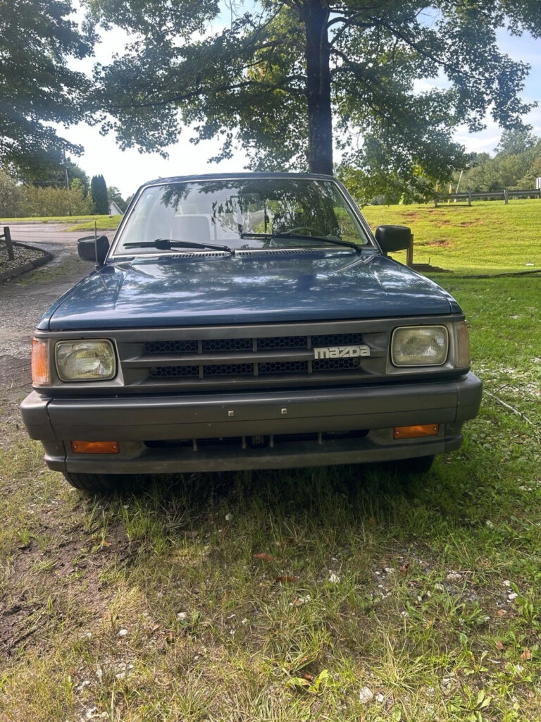 1989 Mazda B-Series Pickups CAB PLUS