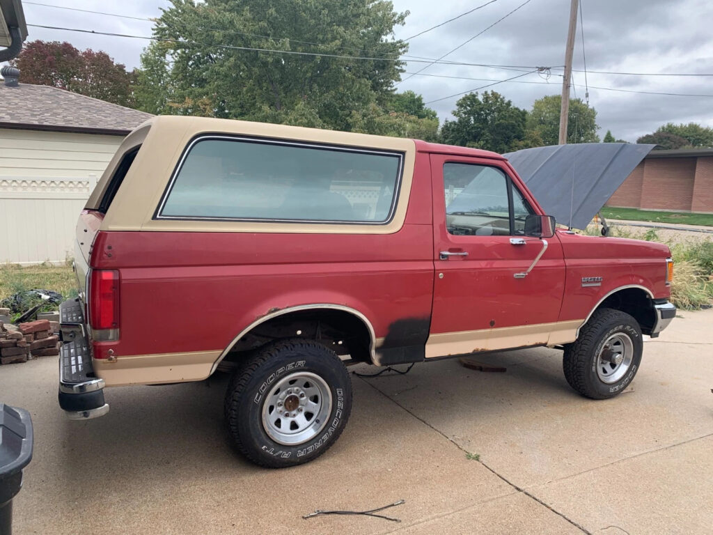 1990 Ford Bronco U100