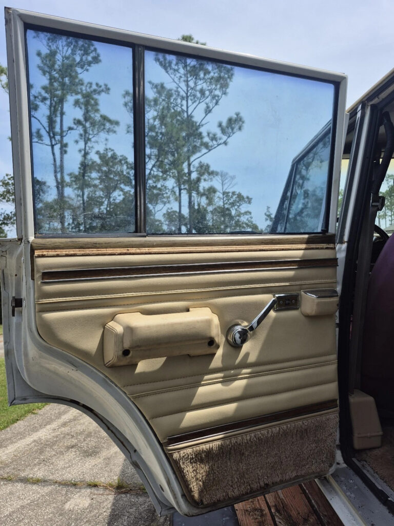 1990 Jeep Wagoneer