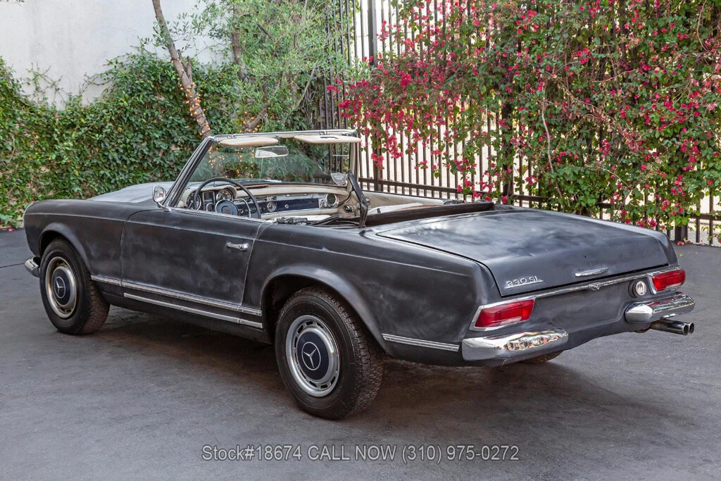 1966 Mercedes-Benz 230sl Pagoda