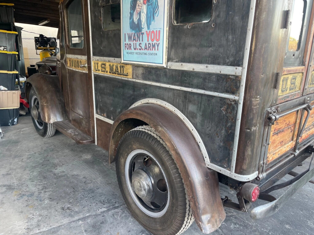 1939 International Us Mail Truck