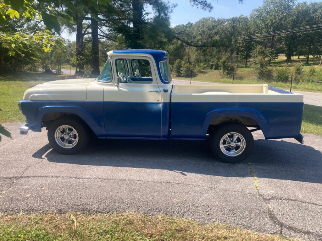 1957 Ford F-100