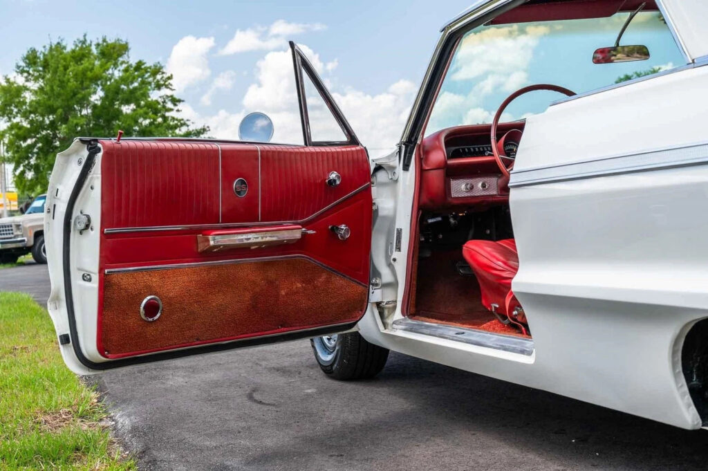 1964 Chevrolet Impala 409 4 Speed