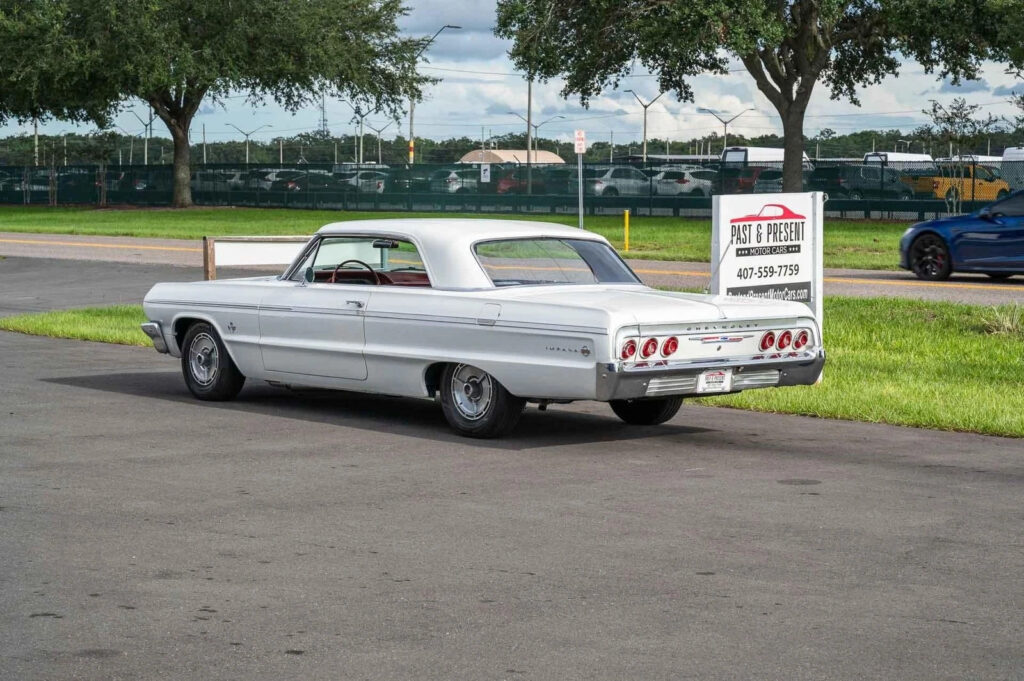 1964 Chevrolet Impala 409 4 Speed