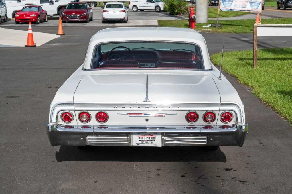 1964 Chevrolet Impala 409 4 Speed