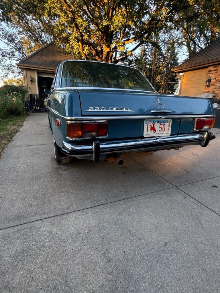 1971 Mercedes-Benz 200 D 220d