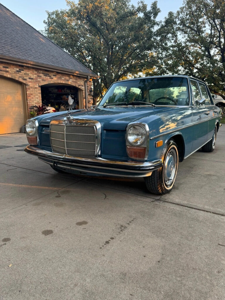 1971 Mercedes-Benz 200 D 220d