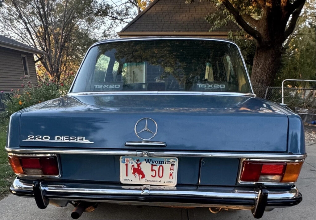 1971 Mercedes-Benz 200 D 220d