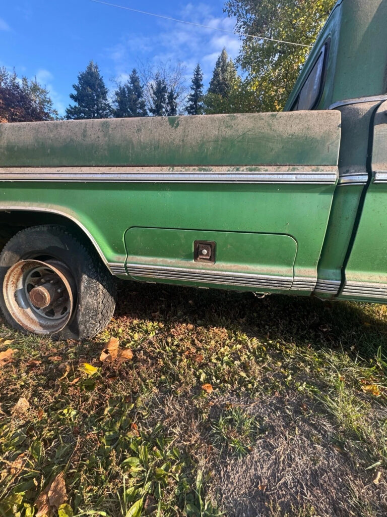 1972 Ford F250 Camper Special