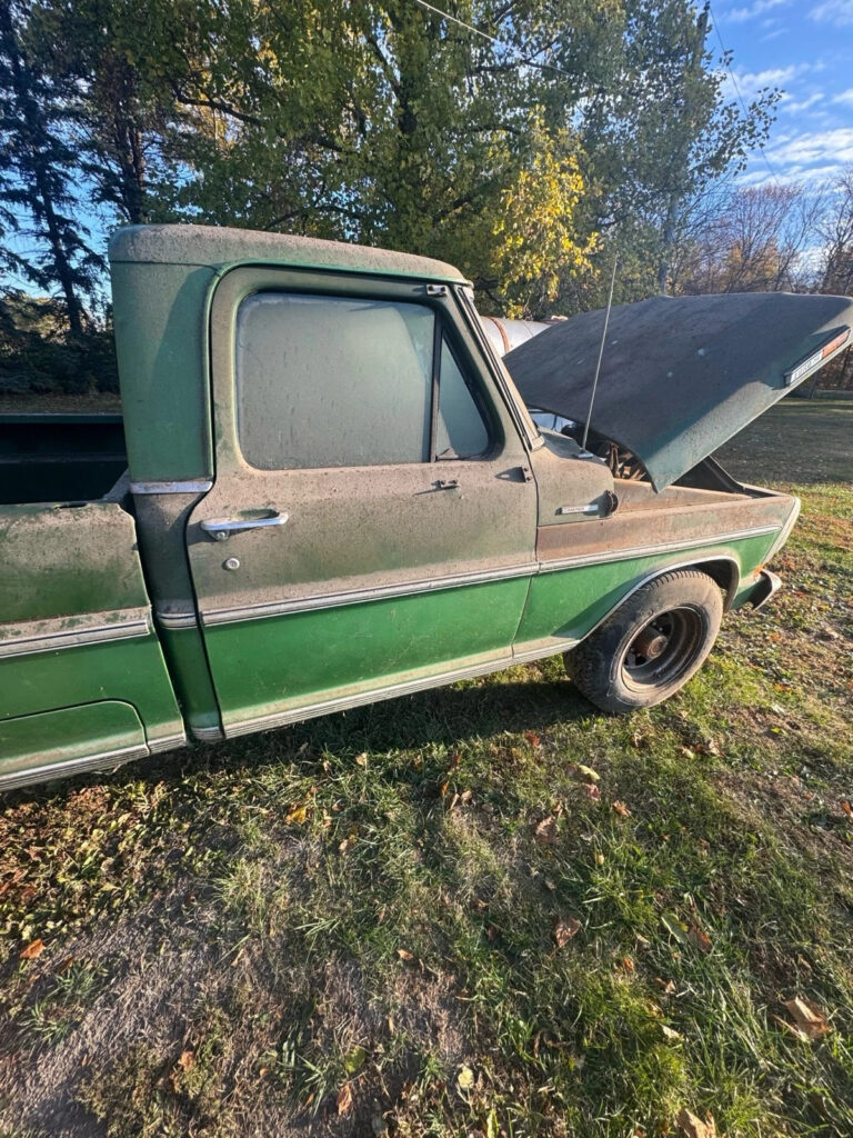 1972 Ford F250 Camper Special