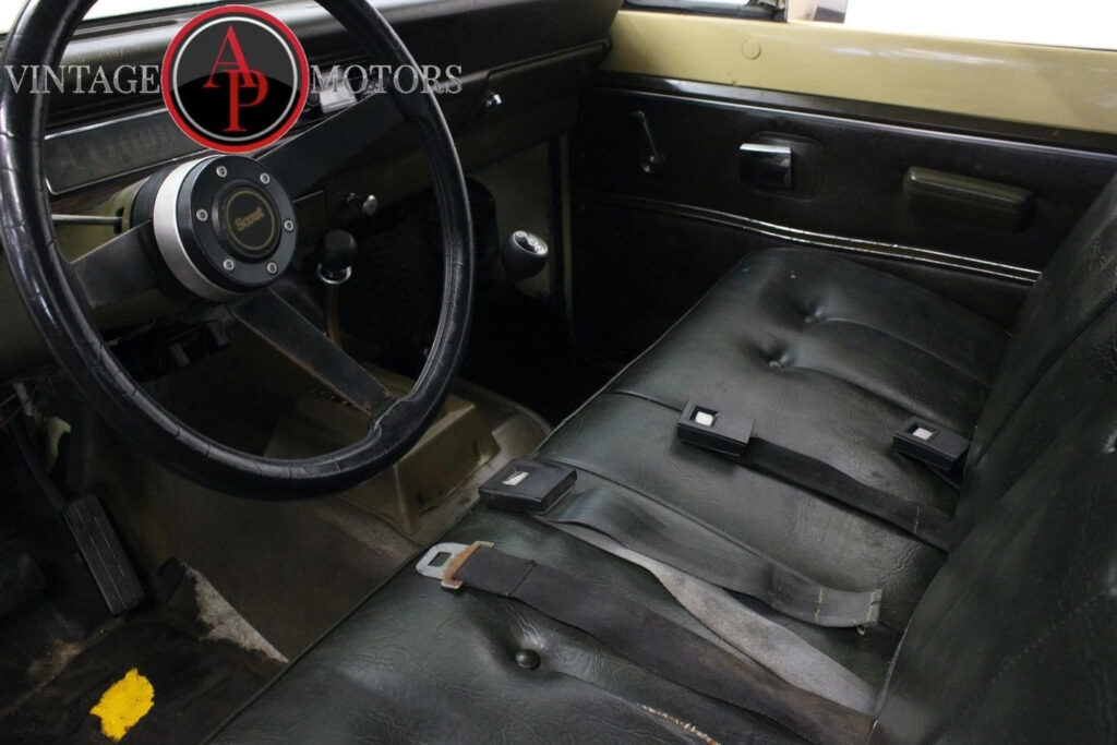 1977 International Scout Barn Find Running Project V8 4X4