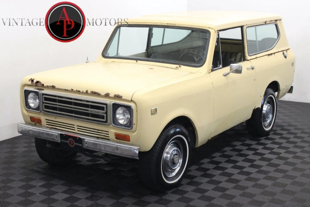 1977 International Scout Barn Find Running Project V8 4X4