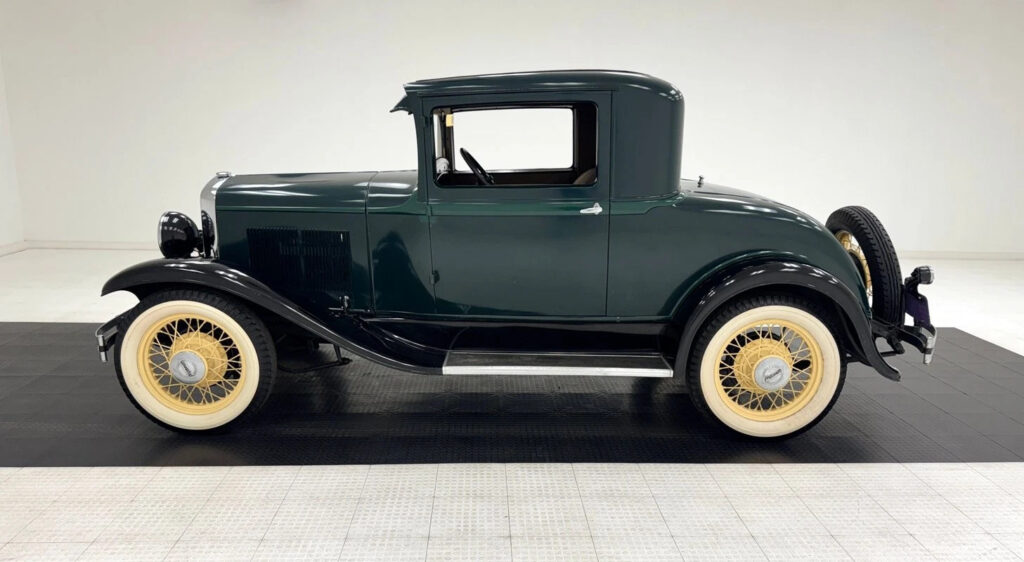 1931 Plymouth 30 U Coupe