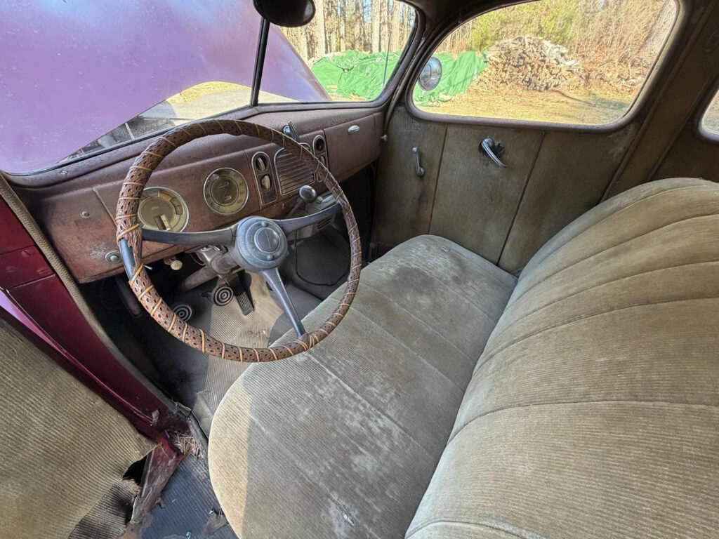 1938 Ford 81a Standard