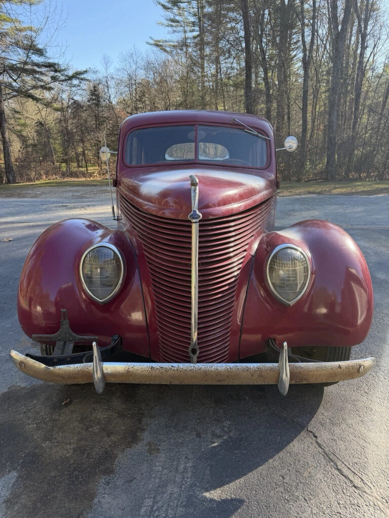 1938 Ford 81a Standard