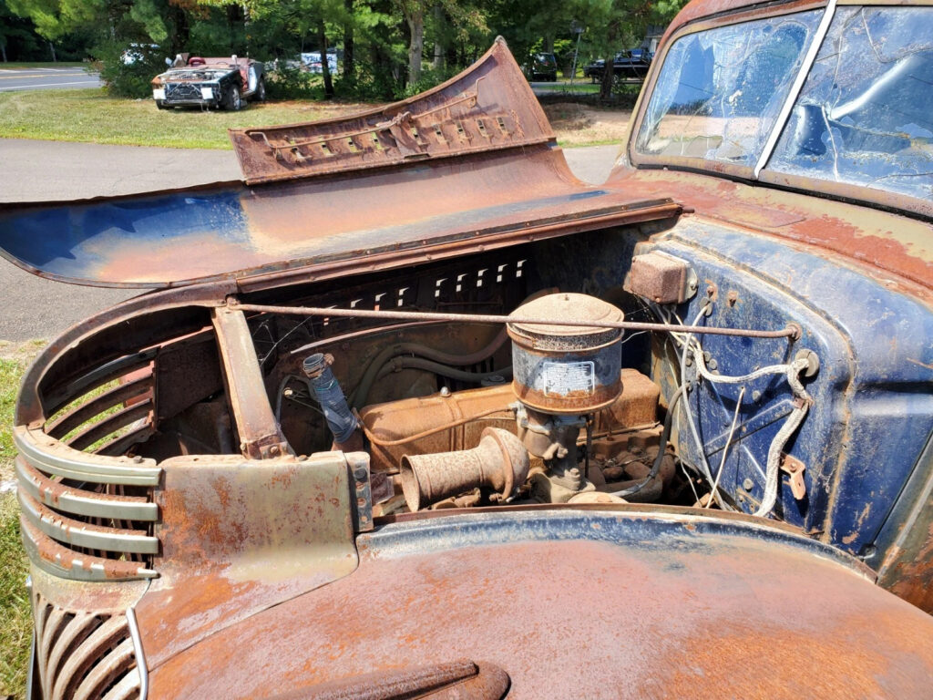 1946 Chevrolet Pickups