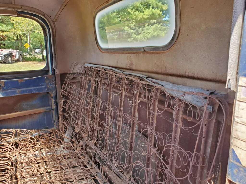 1946 Chevrolet Pickups