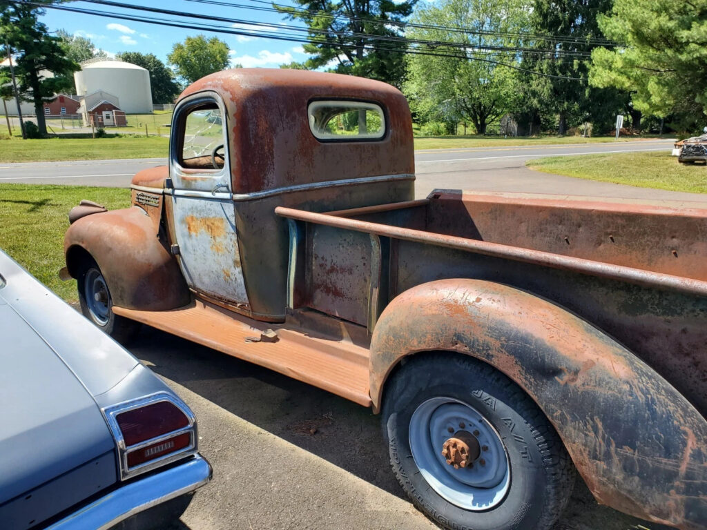 1946 Chevrolet Pickups