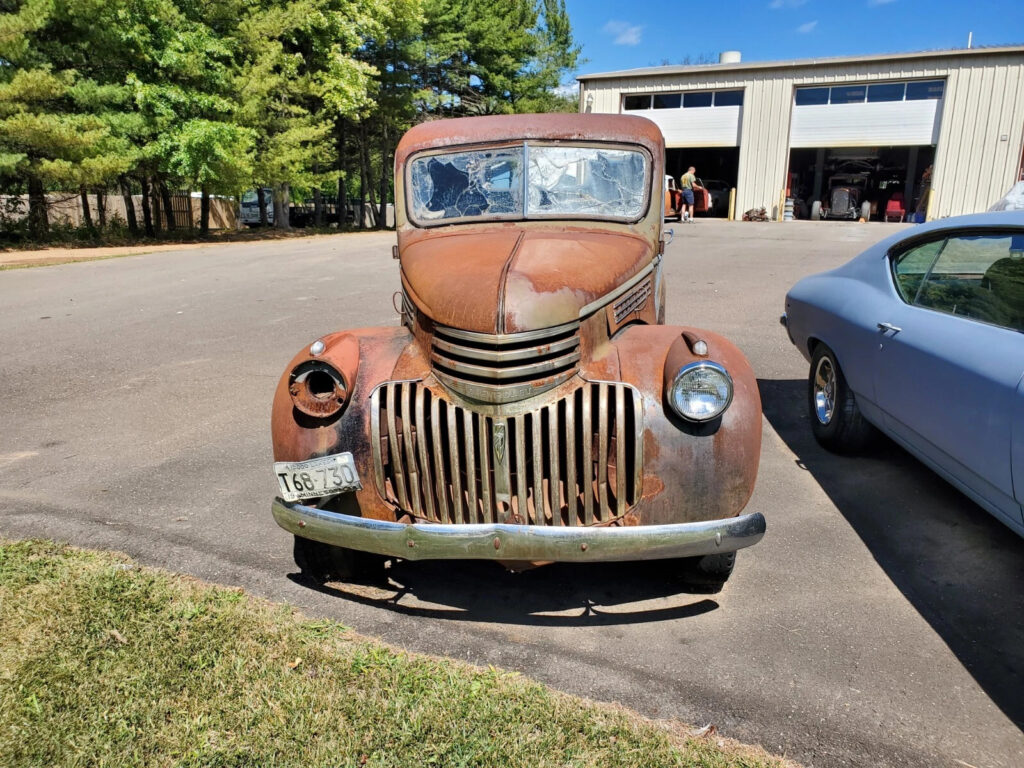 1946 Chevrolet Pickups