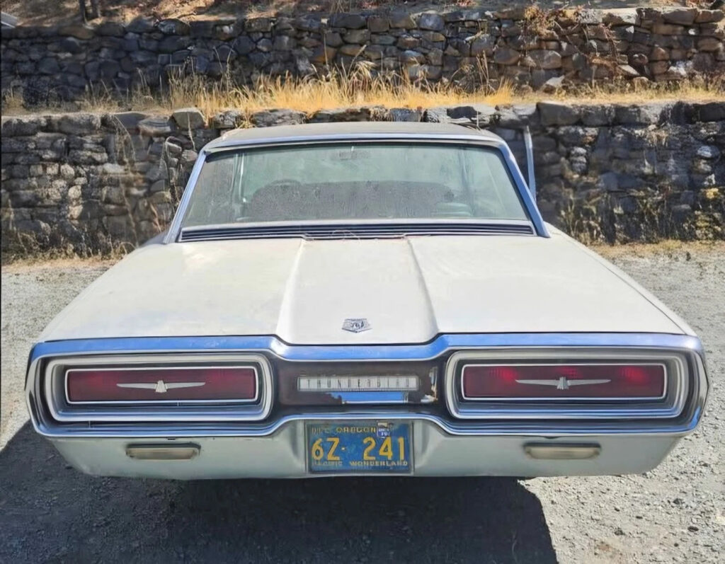 1964 Ford Thunderbird