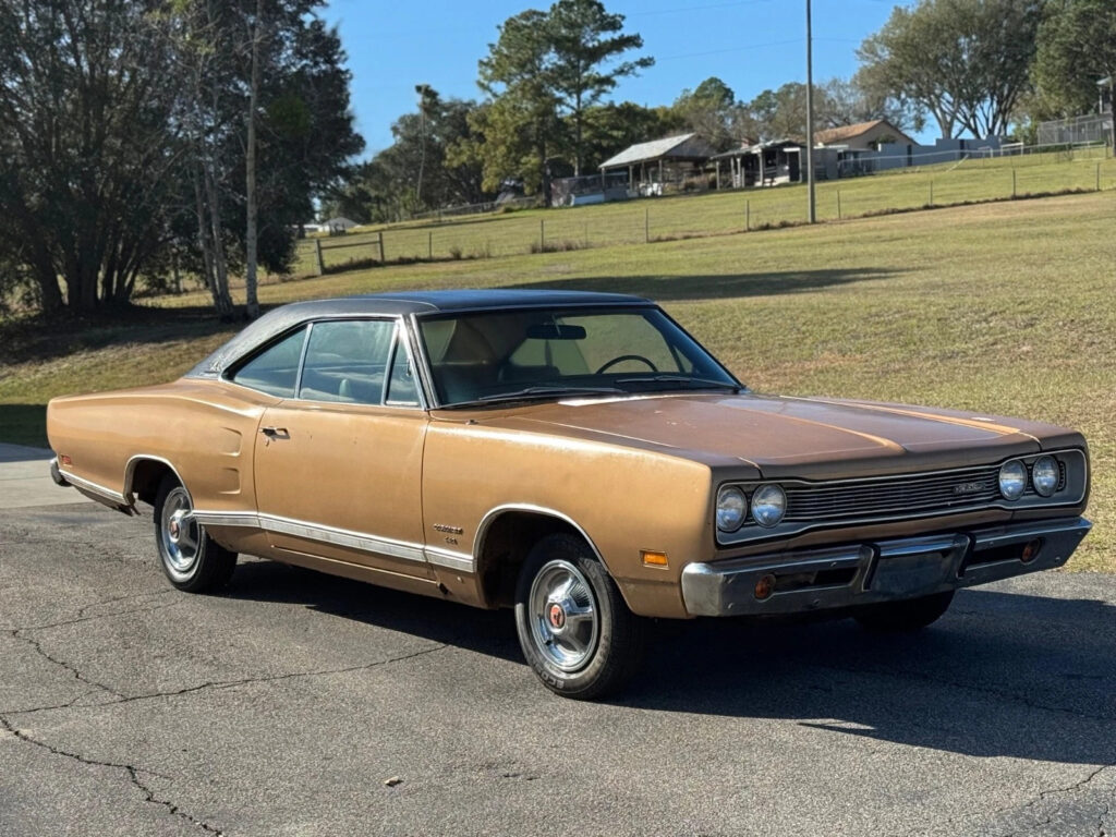 1969 Dodge Coronet 1 Owner Barn Find Survivor All Numbers Matching 65k Miles