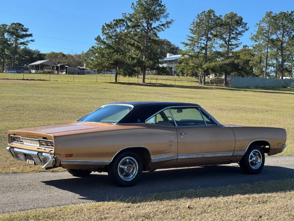 1969 Dodge Coronet 1 Owner Barn Find Survivor All Numbers Matching 65k Miles