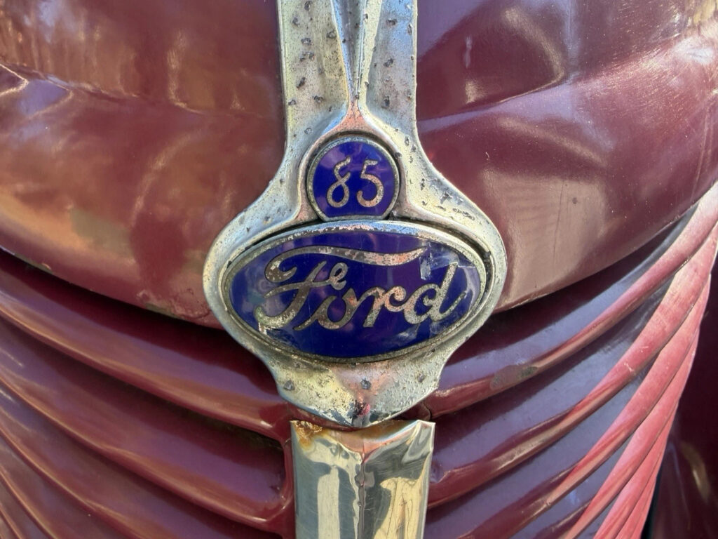 1938 Ford 81a Standard